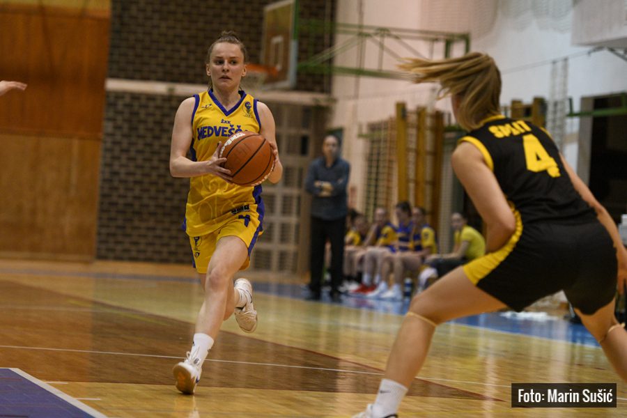 Prva ženska liga: Medveščak uvjerljivom igrom do 2:1 u završnici doigravanja