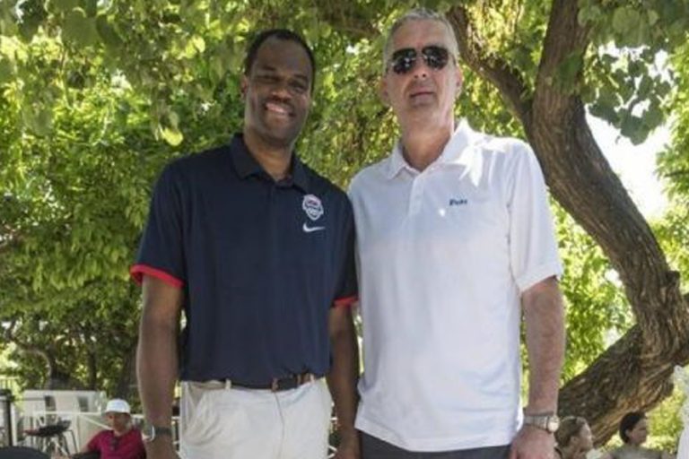 Stojko Vranković i „Admiral“ David Robinson u ugodnom razgovoru u Zadru