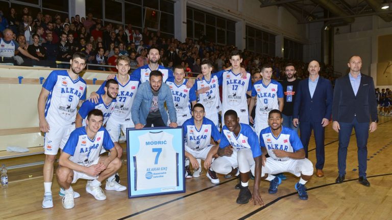 KOLUMNA: Alkar senzacionalno srušio Zadar, a Šibenka čeka Cibonu u nastavku HT Premijer lige