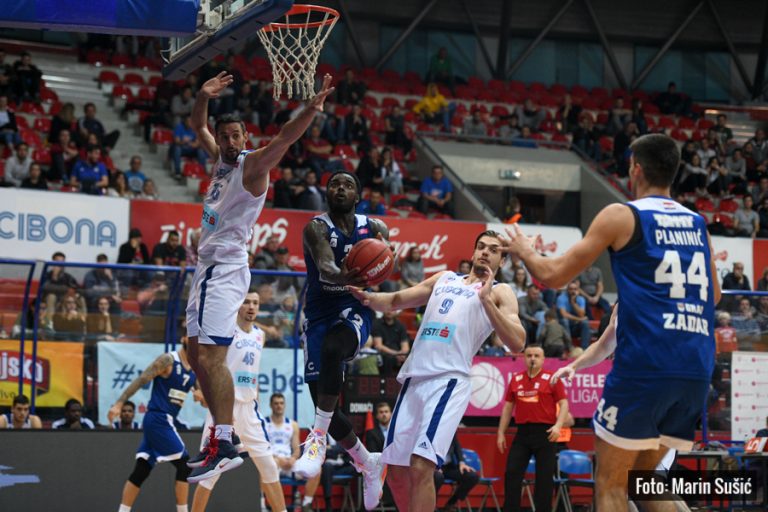 FOTO HT Premijer liga (2. kolo): Cibona uvjerljivom trećom četvrtinom do pobjede nad Zadrom