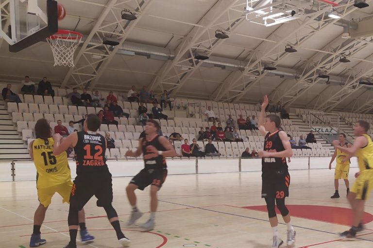 Prva muška liga (4. kolo): Omišani ponovno slavili na domaćem terenu
