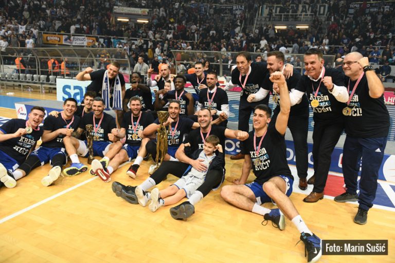 FOTO  Zadar na punom Višnjiku slavio osvajanje Kupa „Krešimir Ćosić“