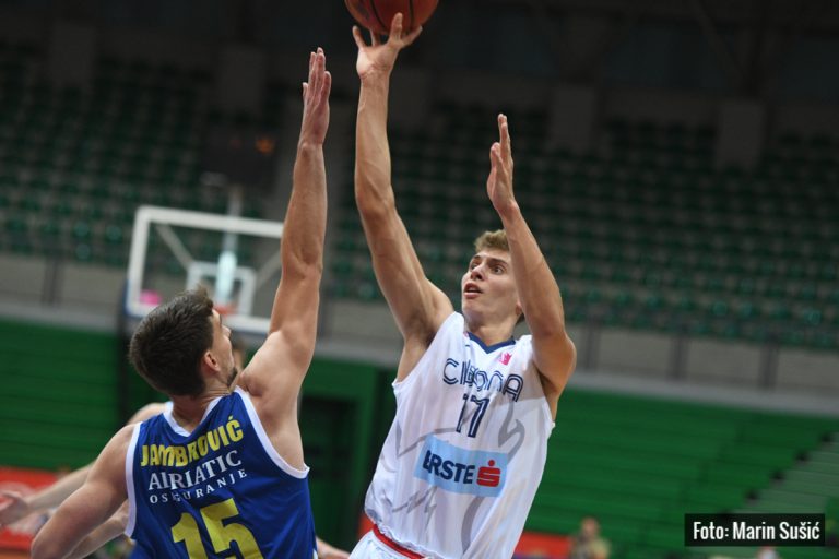 FOTO HT Premijer liga (1. kolo): Sigurna pobjeda Cibone, kapetani oba kluba upisali double-double učinak