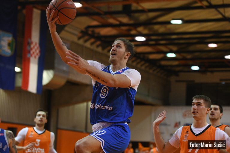 FOTO KUP “Krešimir Ćosić”: Branitelj naslova Zadar teže od očekivanog s Cedevitom Junior