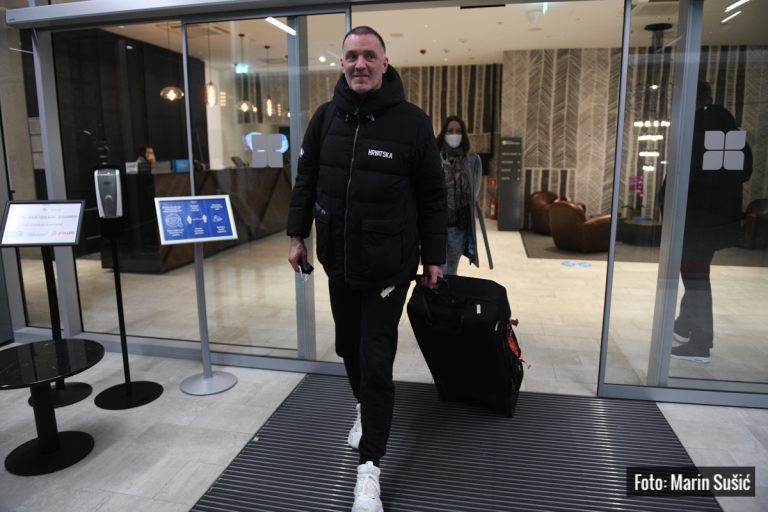 Izbornik Veljko Mršić: “Nemamo nož pod grlom, ali moramo biti ozbiljni!”