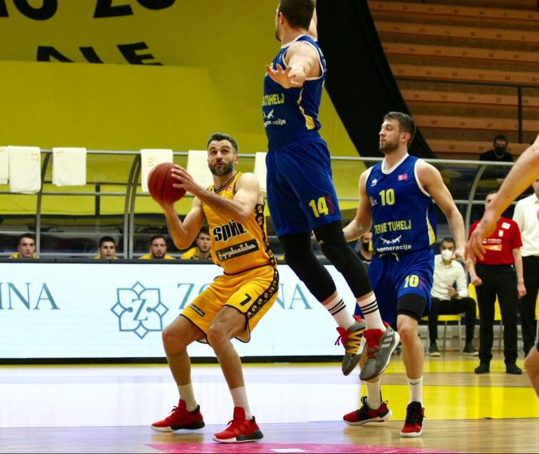HT Premijer liga (26. kolo): Zabok sa sirenom promašio tricu za produžetak u Splitu