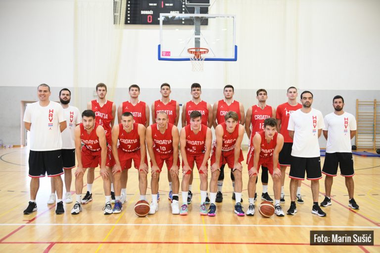 Muška U20 reprezentacija umjesto u Grčku putuje u Češku