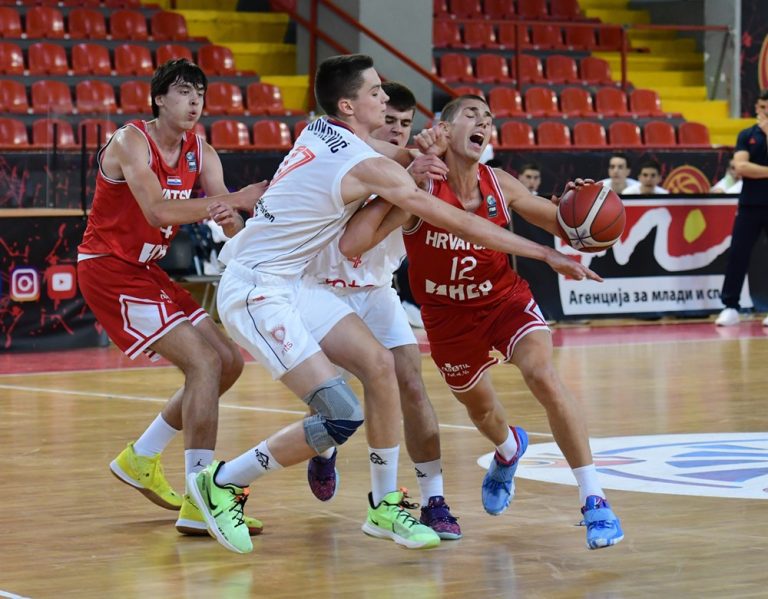 U18 reprezentacija: U završnici utakmice sa Srbijom ponestalo je snage