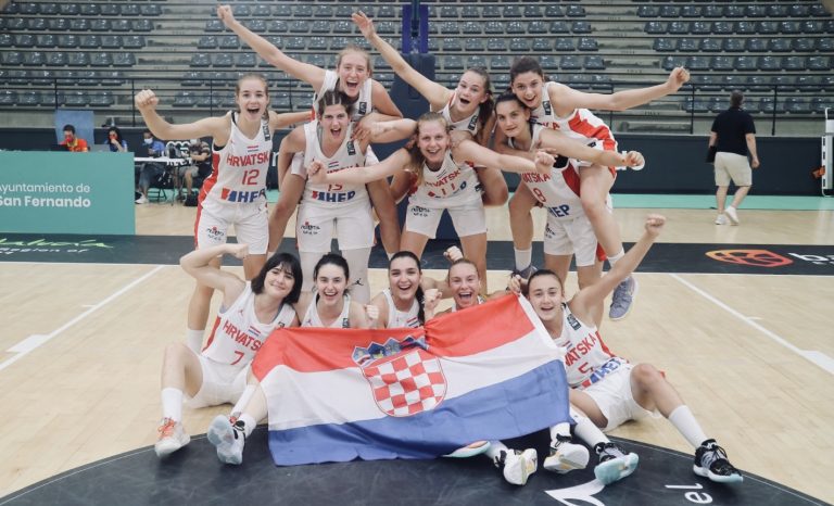 U16 reprezentacija (Ž): Razigrale se Škare, Banović i Majstorović – Ukrajina ostavljena na -24