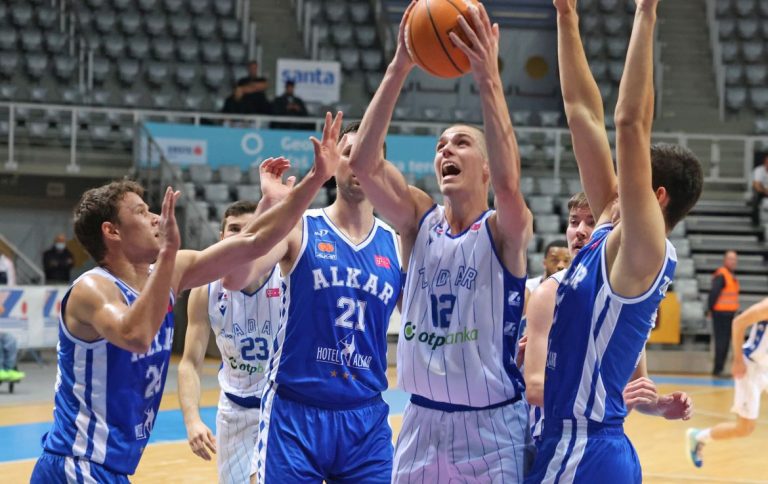 FOTO HT Premijer liga (8. kolo): Zadar teško izborio pobjedu protiv Alkara