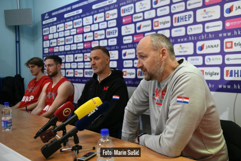 REPREZENTACIJA: Na konferenciji za medije s Dinom Rađom, Veljkom Mršićem, Pavlom Marčinkovićem i Lovrom Gnjidićem