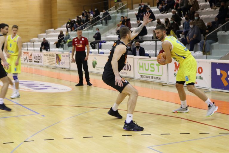 HT Premijer liga: Šibenka zonom i tricama stigla do pobjede u Zaboku