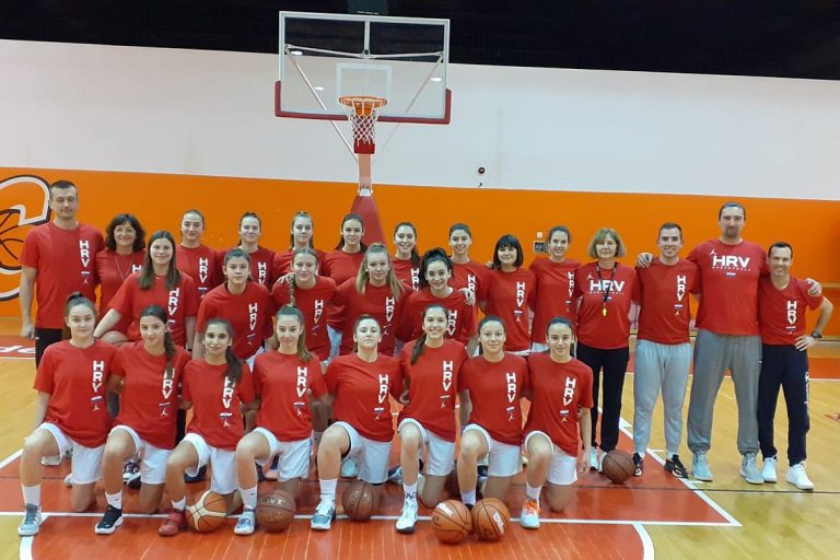 Ženska kadetska reprezentacija na zimskim pripremama