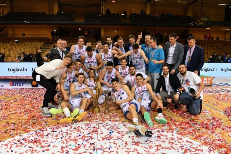 Cibona slomila hrabru Cedevitu Junior i nakon devet godina osvojila Kup