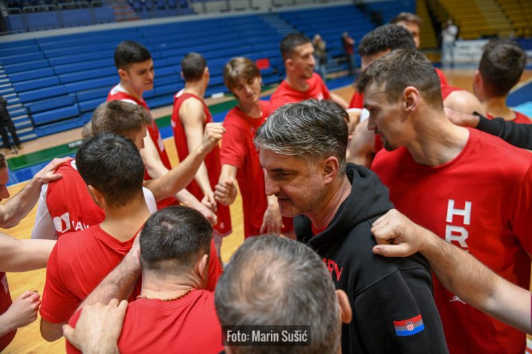 REPREZENTACIJA: 12 igrača za Švedsku