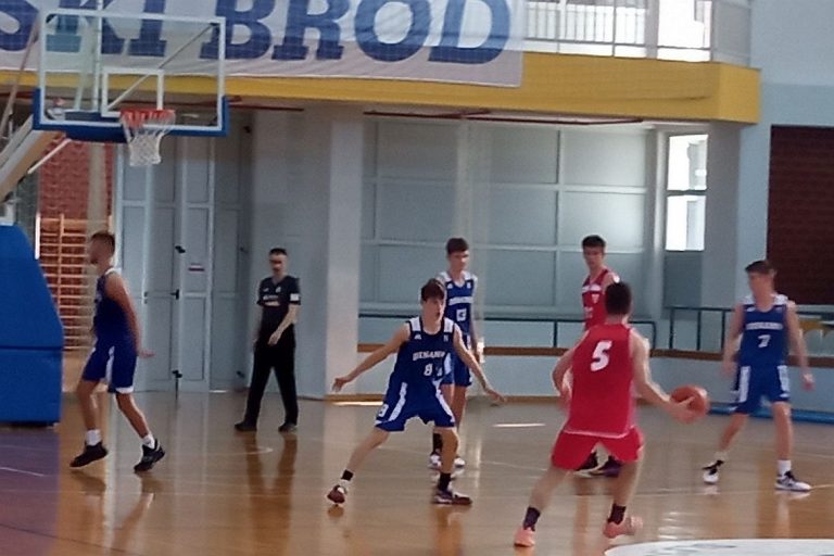 Kup regija za kadete: Rezultati prvog dana, Dinamo i Mladost za 1. mjesto