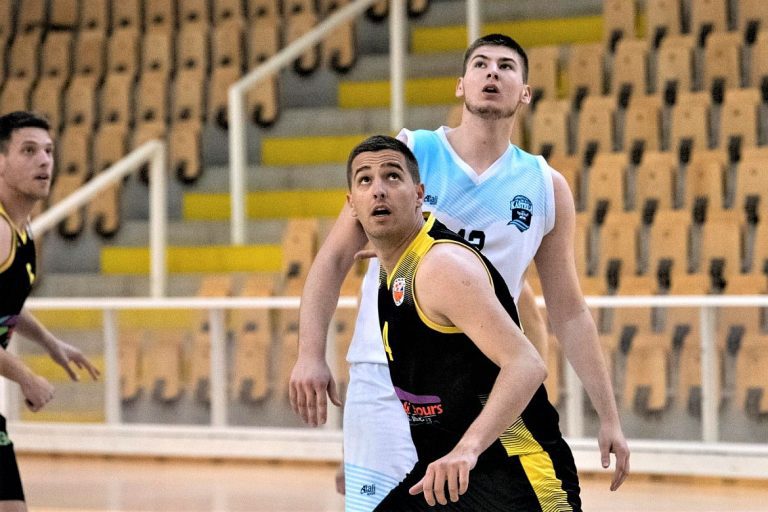 Prva muška liga (9. kolo LP): Omišanima dramatična završnica u Kaštelima