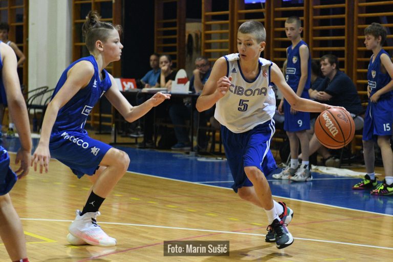FOTO PH U13 dječaci: Cibona i Cedevita Junior u zagrebačkom finalu