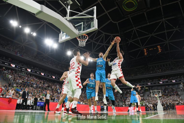 Kvalifikacije za SP: Unatoč porazu od Slovenije Hrvatska ostala u igri za prolaz dalje