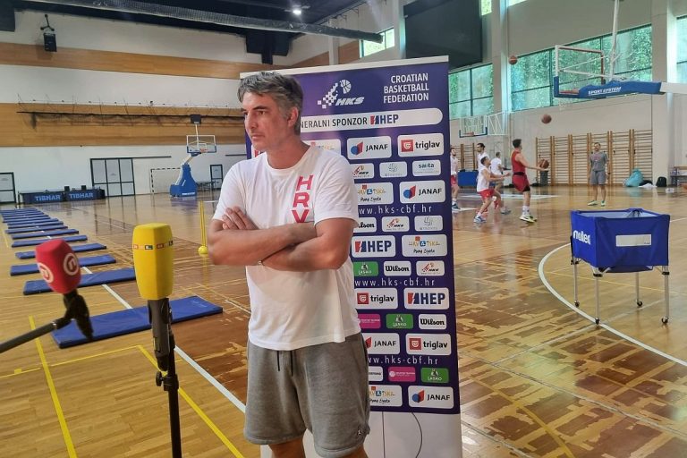 REPREZENTACIJA | Izbornik Mulaomerović uoči prijateljske utakmice s Mađarskom