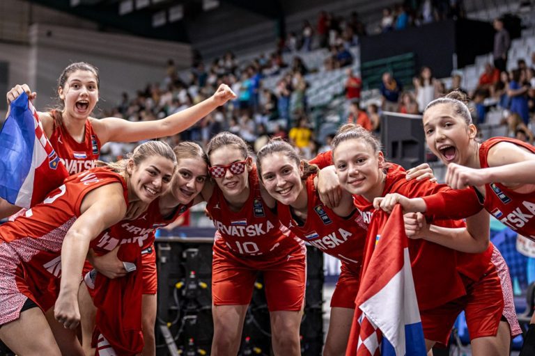Kadetkinje osvojile broncu na Europskom prvenstvu!