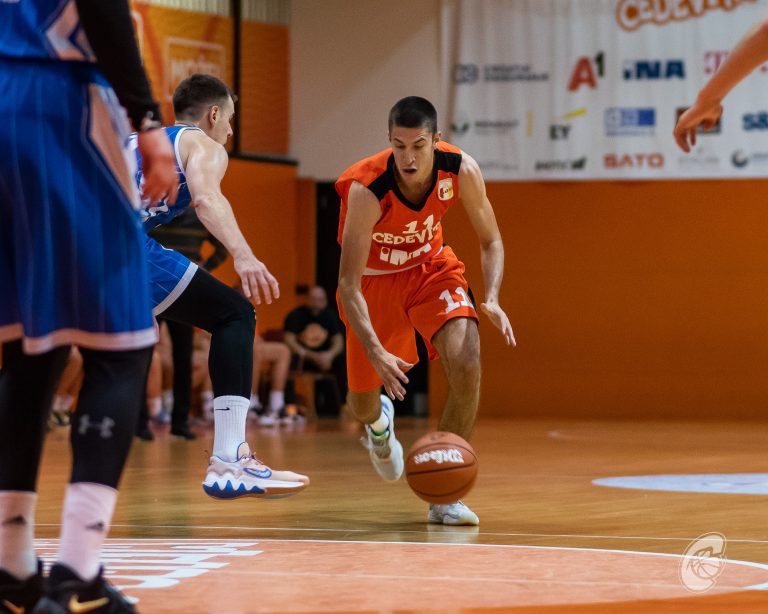 Prva muška liga: Slavlje Osijeka u Kaštelima, pobjede Mladosti, Kvarnera, Omiša, Samobora i Dubrovnika