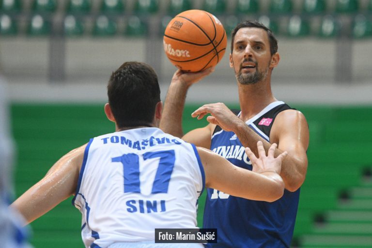 FOTO: Povijesna pobjeda Dinama u HT Premijer ligi, Alkar pao junački