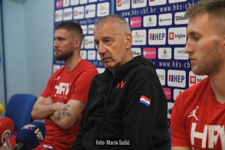 FOTO Okupila se reprezentacija: Petrović, Mavra i Drežnjak na konferenciji za medije