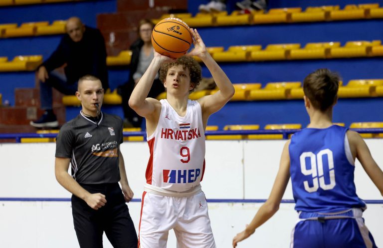 U15 reprezentacija: Još jedna uvjerljiva pobjeda Slovenije