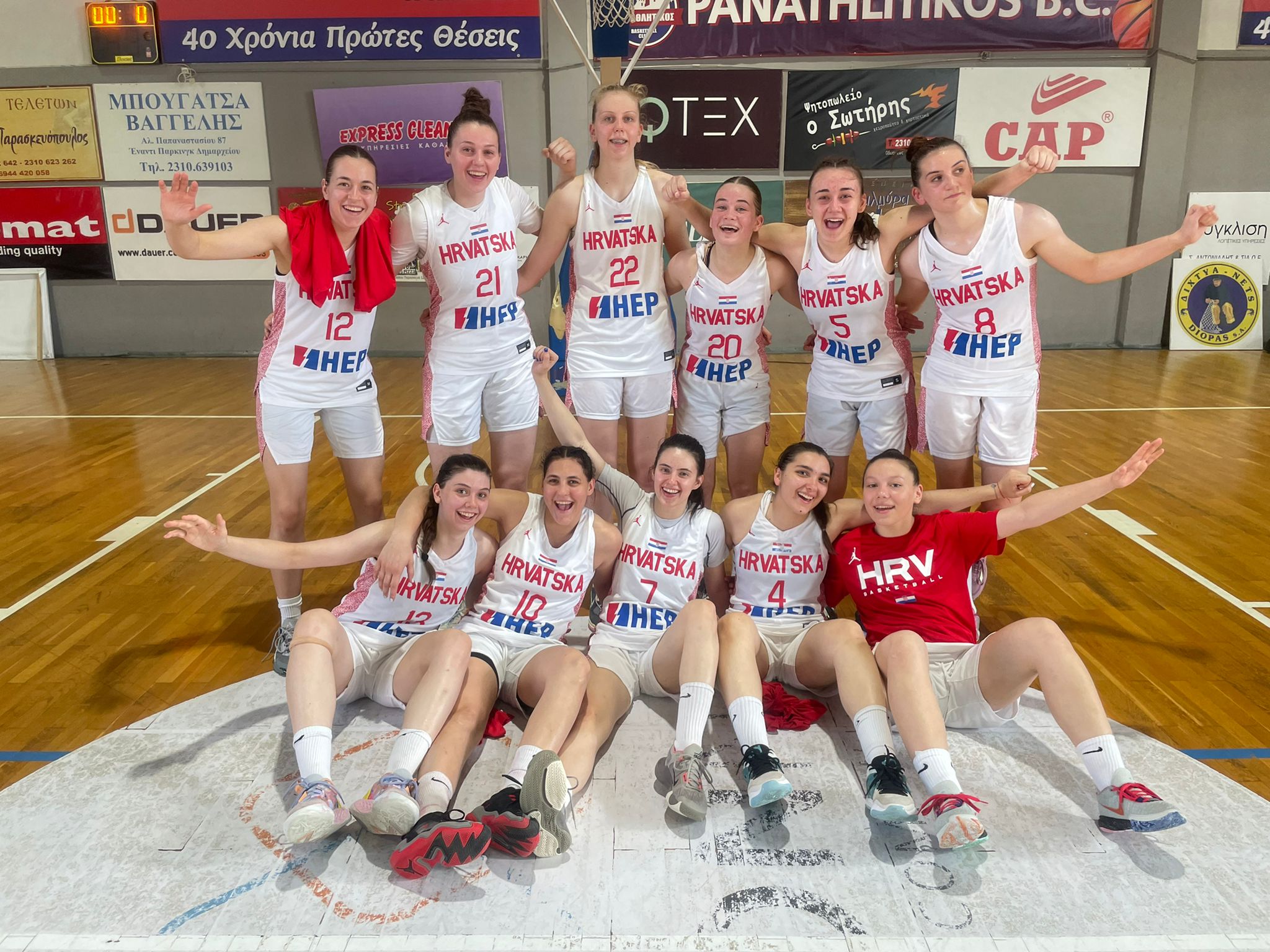 Juniorke slavile protiv Grčke, u zadnjoj četvrtini primile samo dva poena