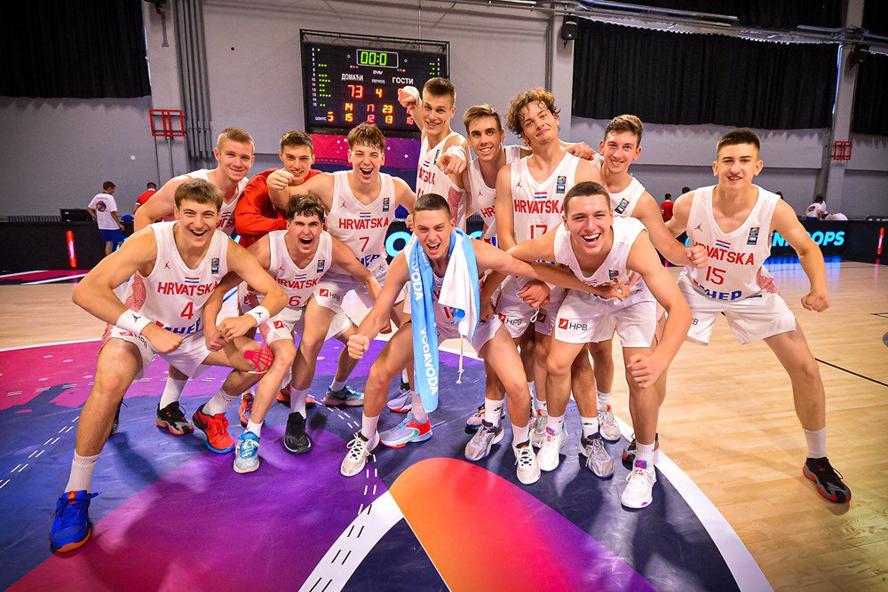 FOTO/VIDEO U18 juniori na EP: Treća sreća i pobjeda protiv Poljske