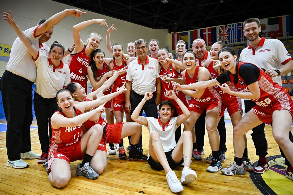 VIDEO/FOTO: Juniorke u finalu EP divizije B, u tvrdoj utakmici ‘pala’ je i Grčka