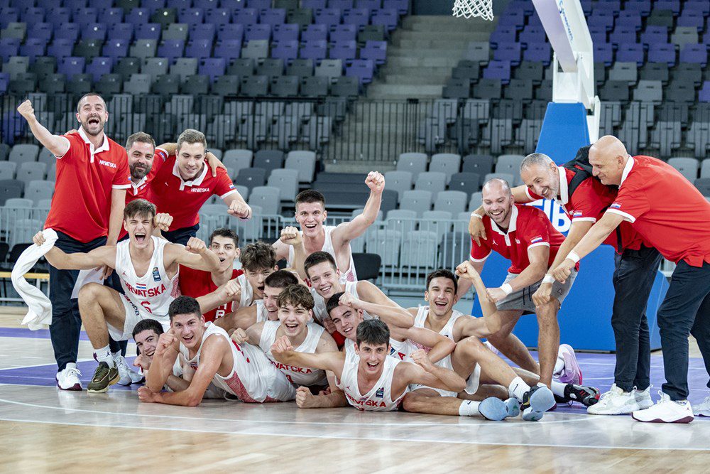 U16 na EP: Potpuna dominacija protiv Slovačke, kadeti u polufinalu