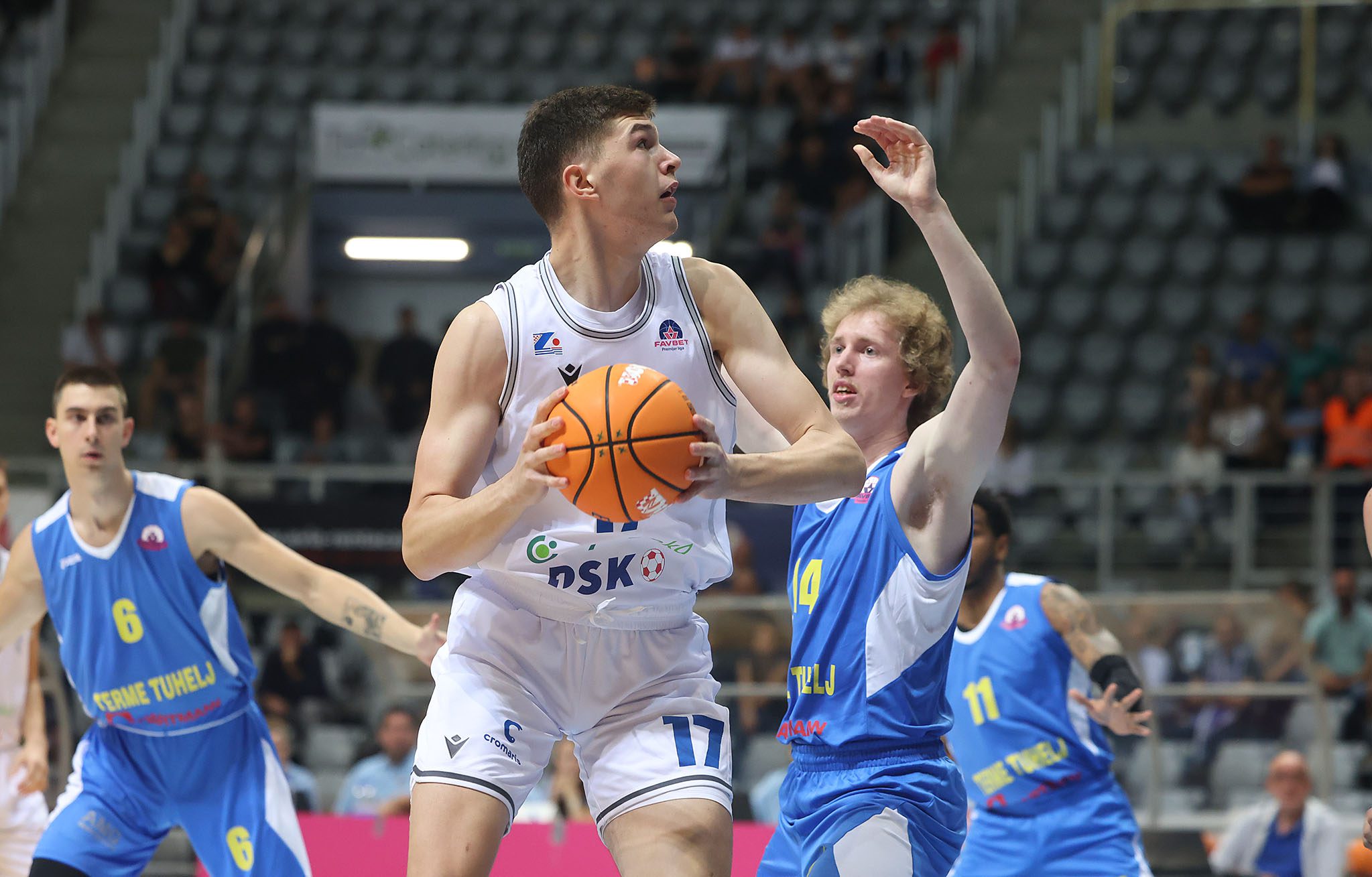 Zadar dominantan protiv Zaboka uz 37 poena i osam trica Vujačića