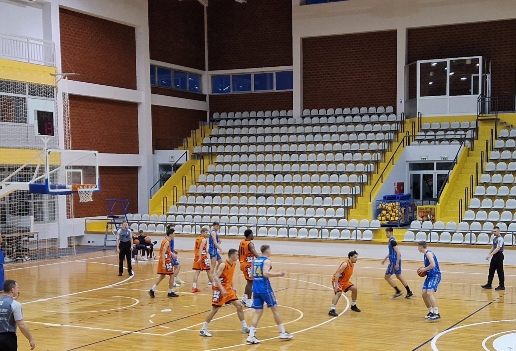 Prva muška liga: Vrijednosnicama slavonski derbi