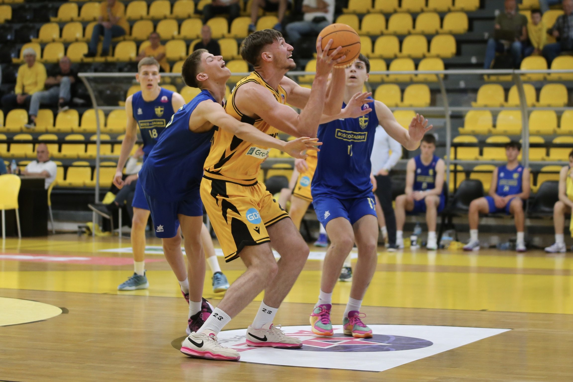 FAVBET Premijer liga: Split bez problema s Boscom
