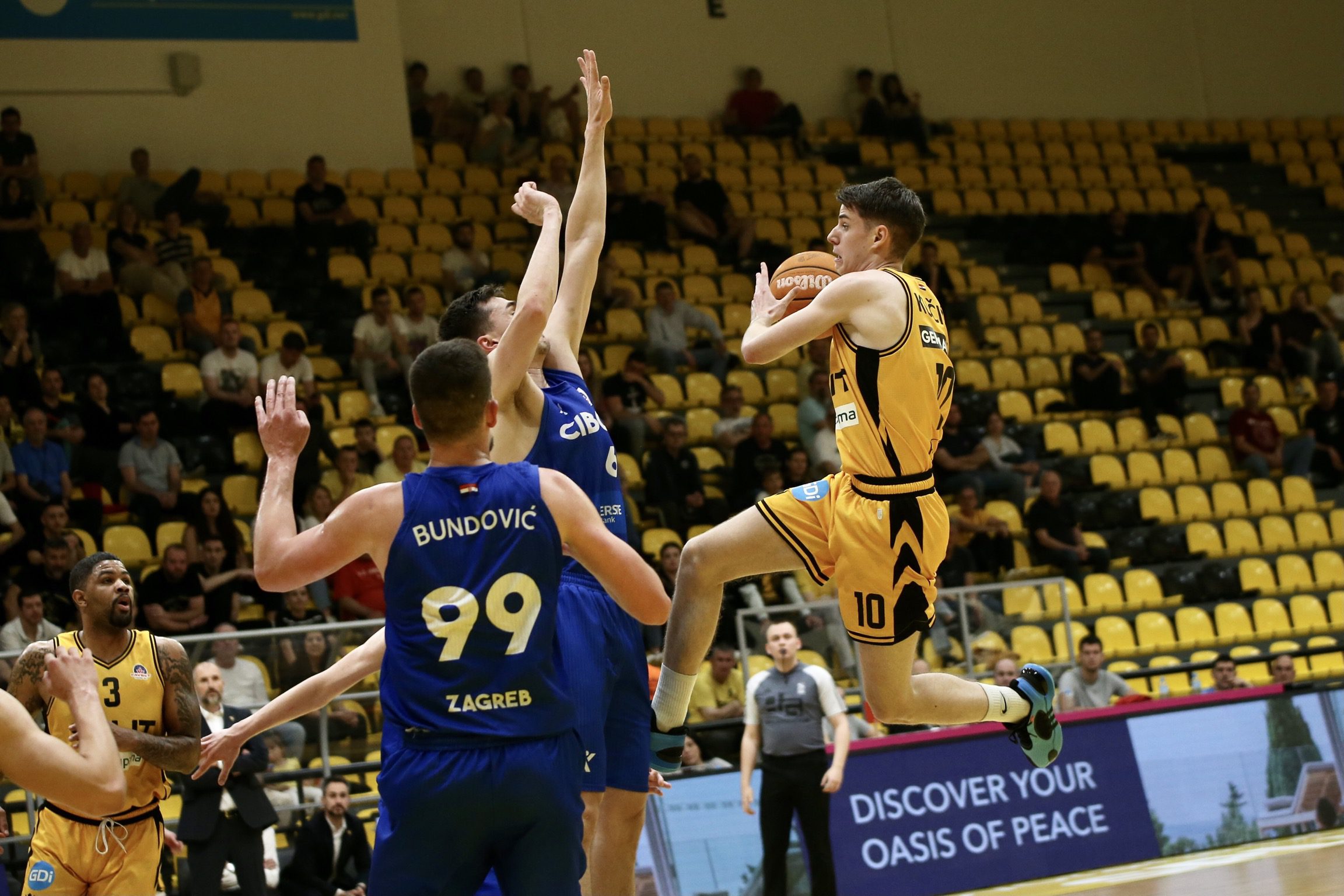 FAVBET Premijer liga: Split u posljednjoj četvrtini prevladao nad Cibonom