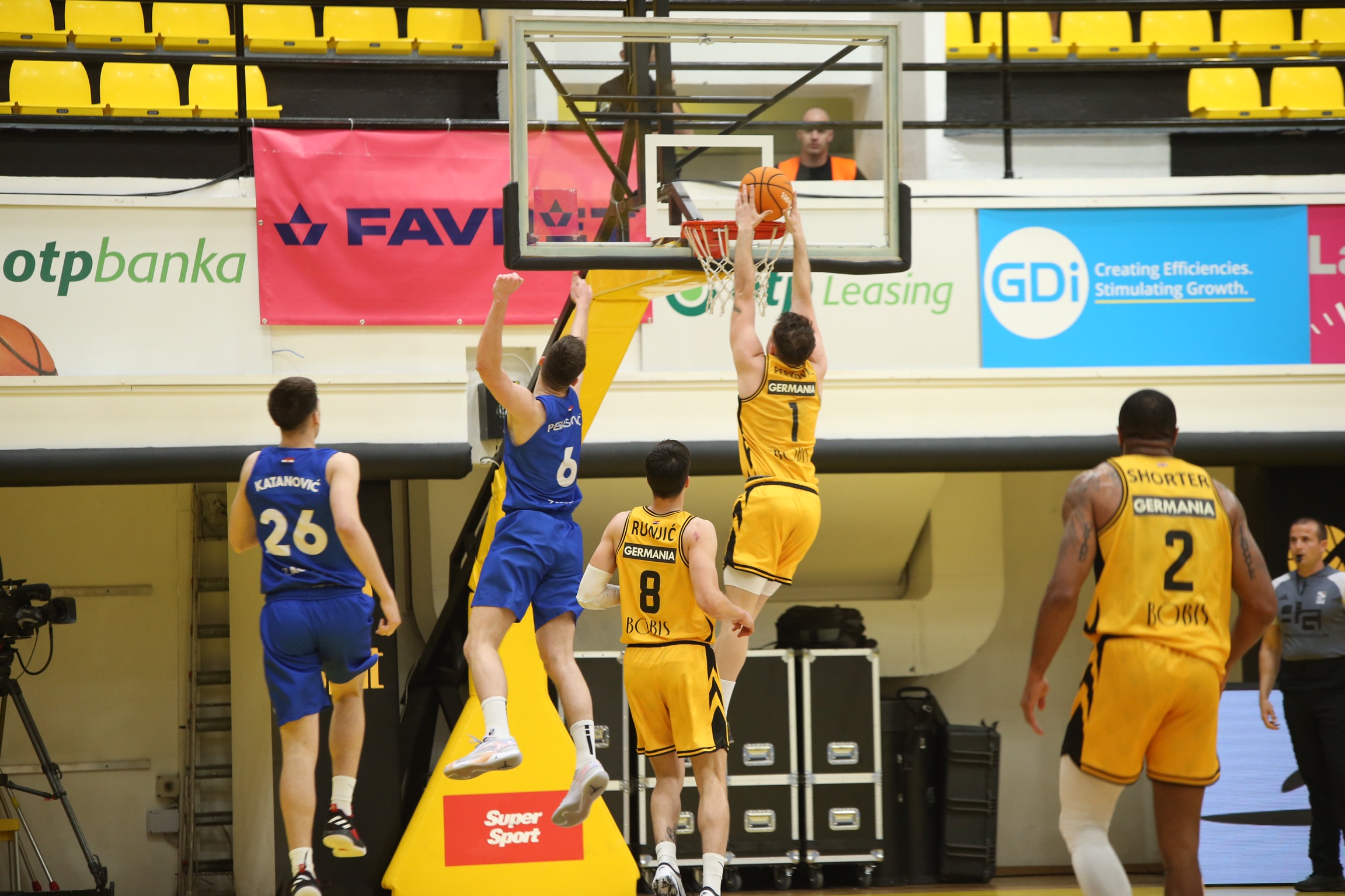 Polufinale FAVBET Premijer lige: Split poveo protiv Cibone