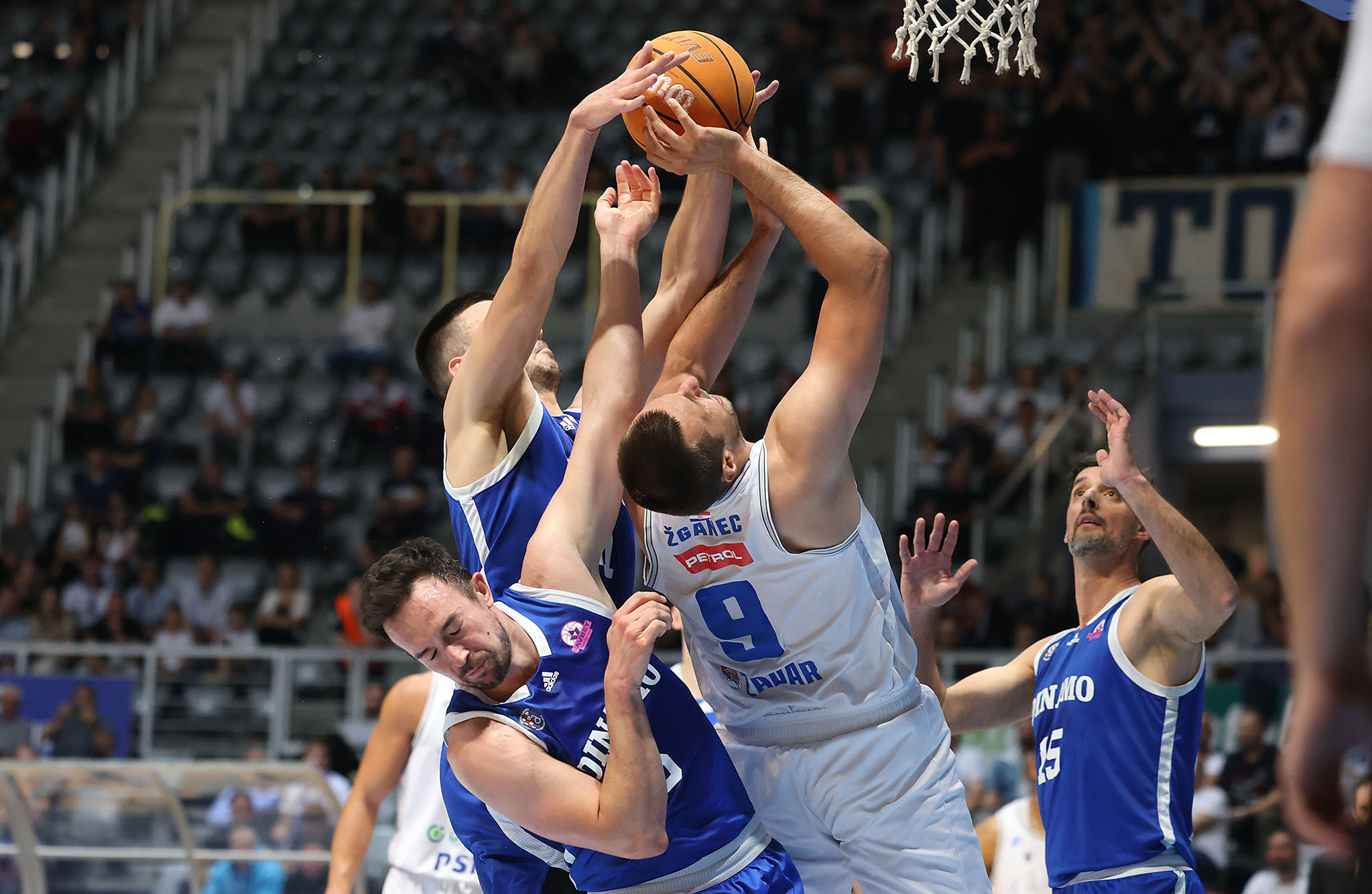 Polufinale FAVBET Premijer lige: Zadar u tvrdoj utakmici nadigrao Dinamo