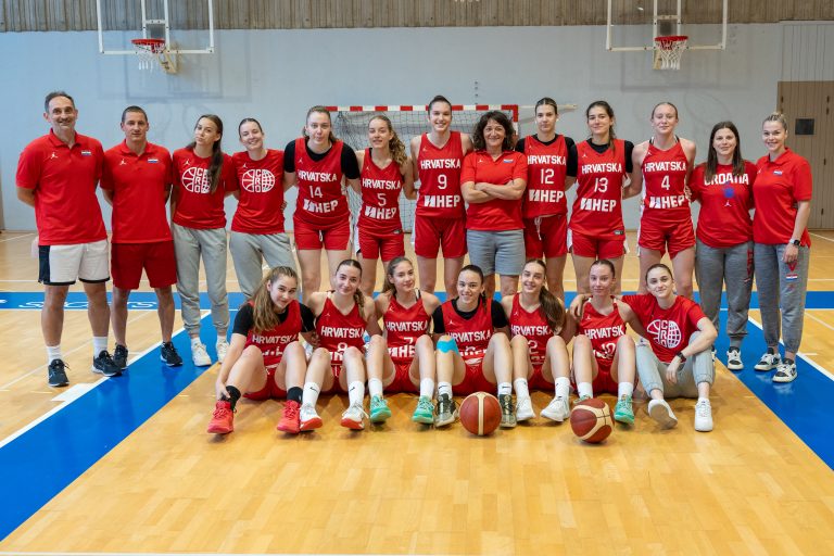Ženska U17 reprezentacija u Francuskoj odigrala tri pripremne utakmice