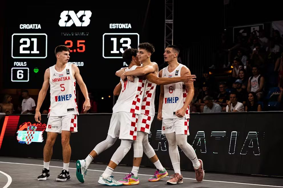 FOTO 3×3 U18 reprezentacija s dvije pobjede otvorila SP i osigurala četvrtfinale, trener Papak: “Ovi dečki su spremni za velike stvari!”