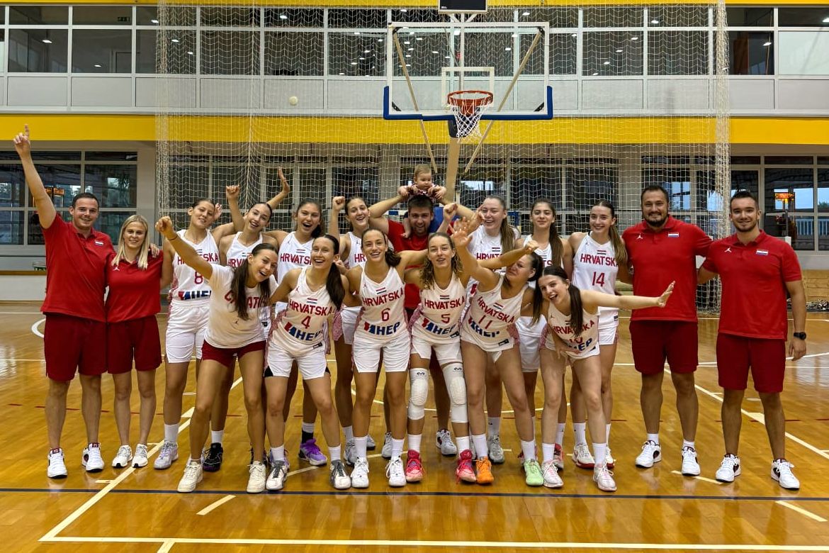 Kadetkinje dva puta bolje od Crne Gore u Slavonskom Brodu