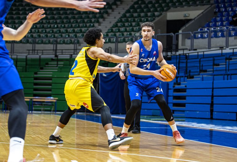 FAVBET Premijer liga (18. kolo): Cibona s raspoloženim Radovčićem do tijesne pobjede nad Zabokom