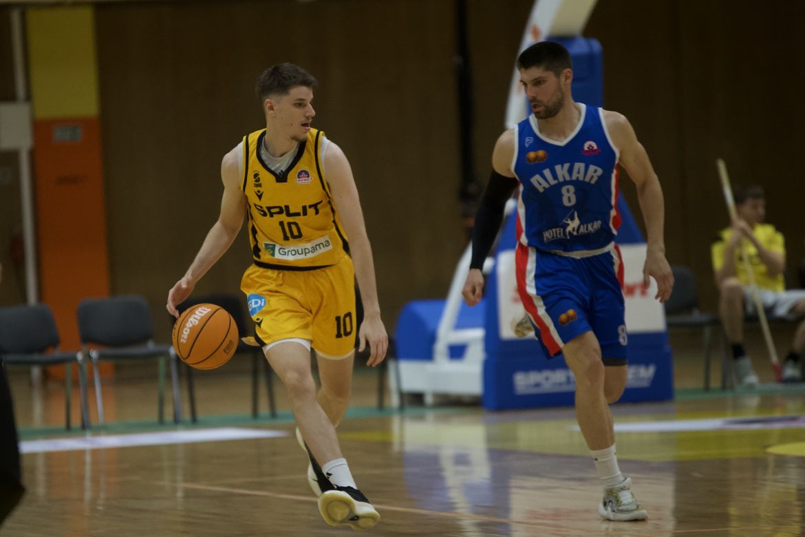 FAVBET Premijer liga: Sigurna pobjeda Splita nad Alkarom u prvoj utakmici četvrtfinala