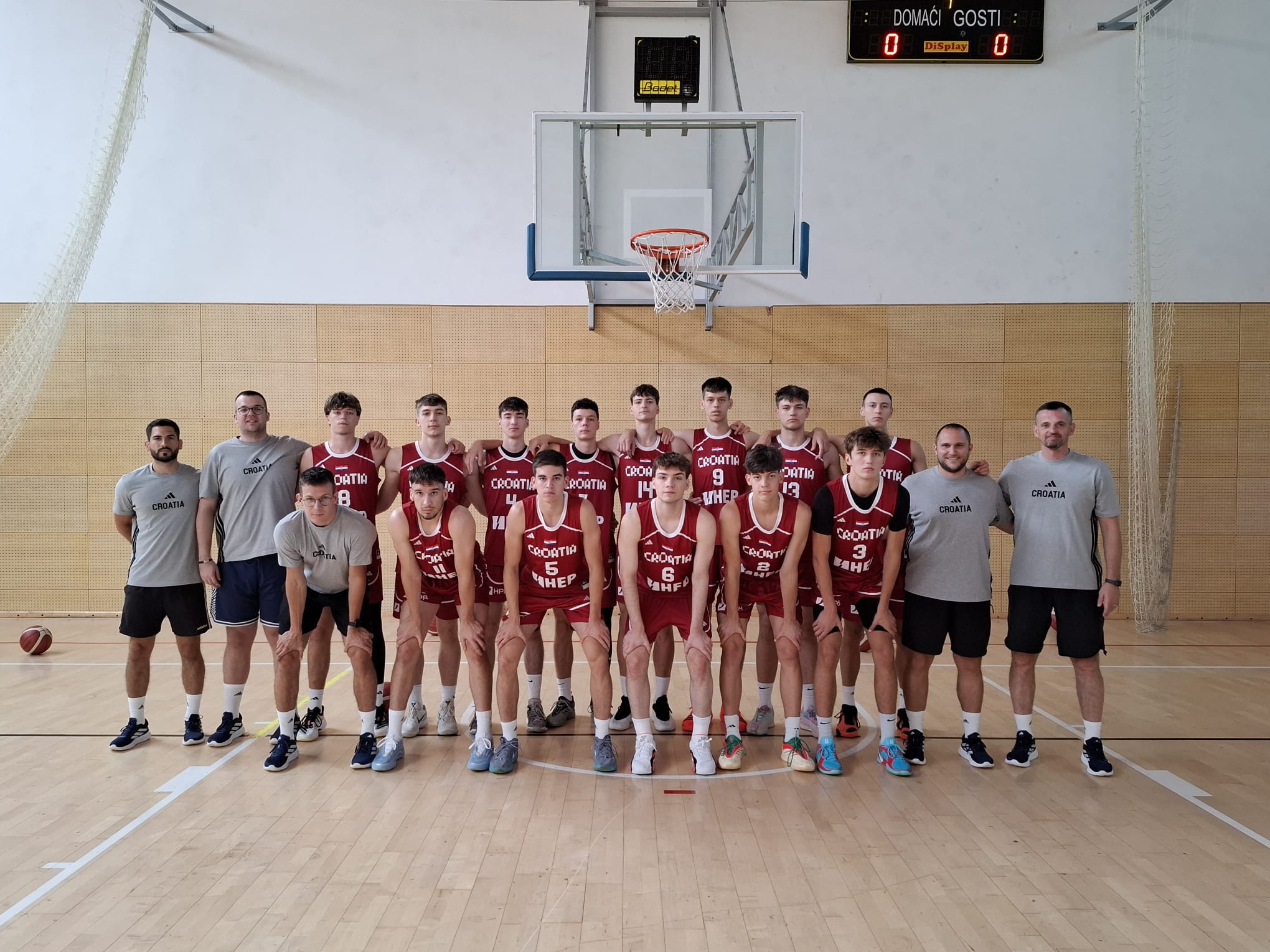 Hrvatska U18 nadoknadila -15 i još jednom pobijedila Grčku