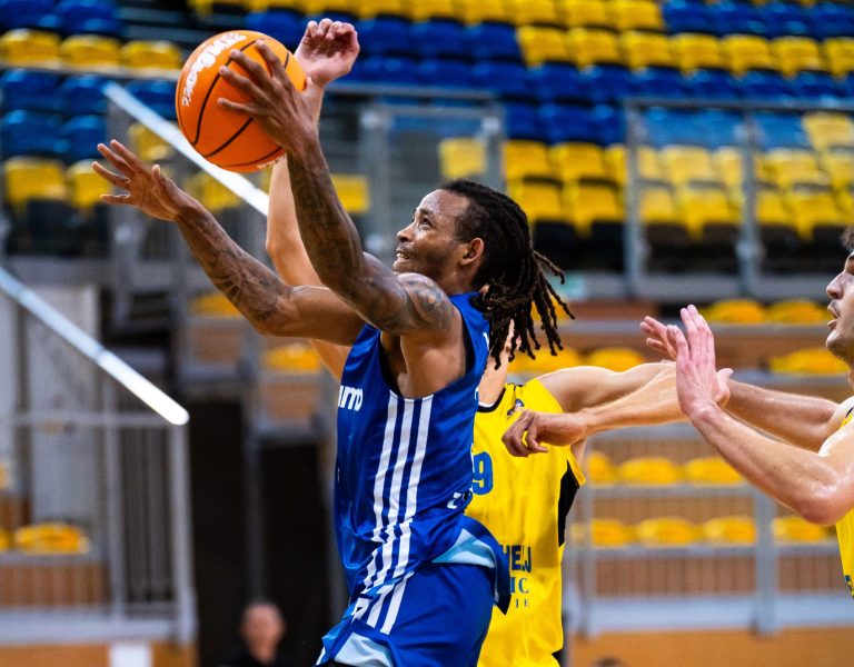 Liburnia kup: Dinamo gubio -19 pa stigao do uvjerljive pobjede nad Zabokom, oduševio Delonnie Hunt