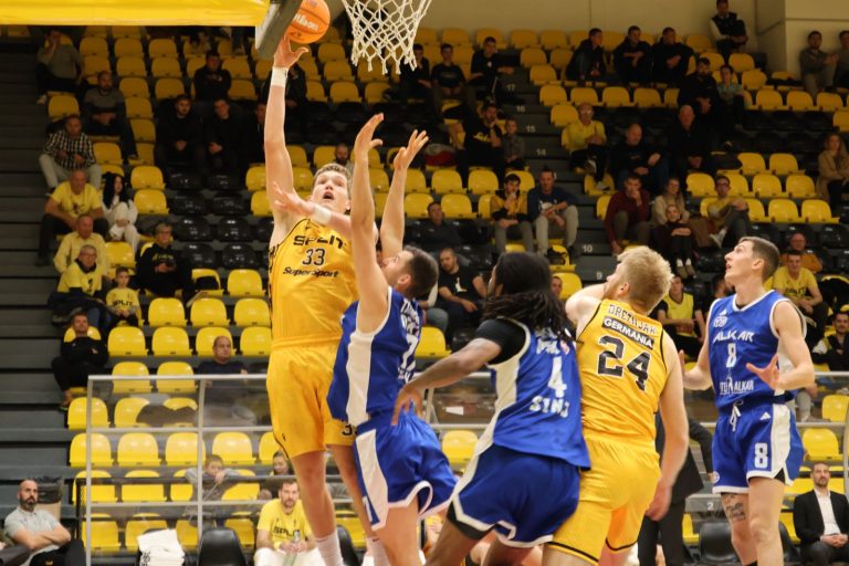 SuperSport Kup Krešimir Ćosić: U reprizi prošlosezonskog finala Split izborio Final Eight