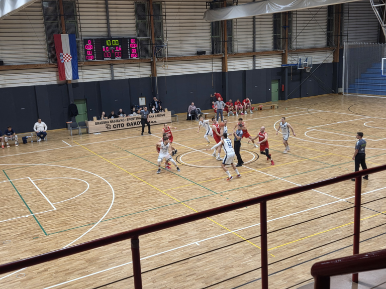Prva muška liga (11. kolo): Crikvenica u neizvjesnoj završnici izborila pobjedu u Đakovu