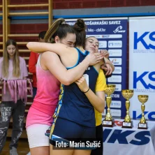 Juniorke Tresnjevka FSV Dodjela 4866