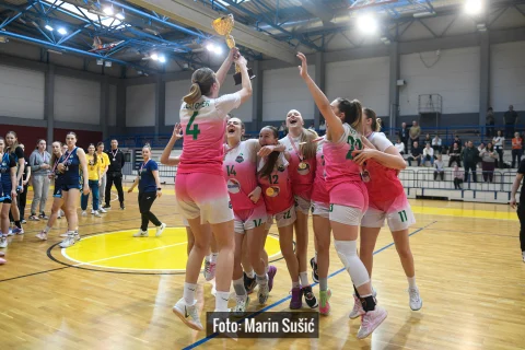 PH juniorke (U19): Vukić s 36 poena odvela Trešnjevku 2009. do naslova